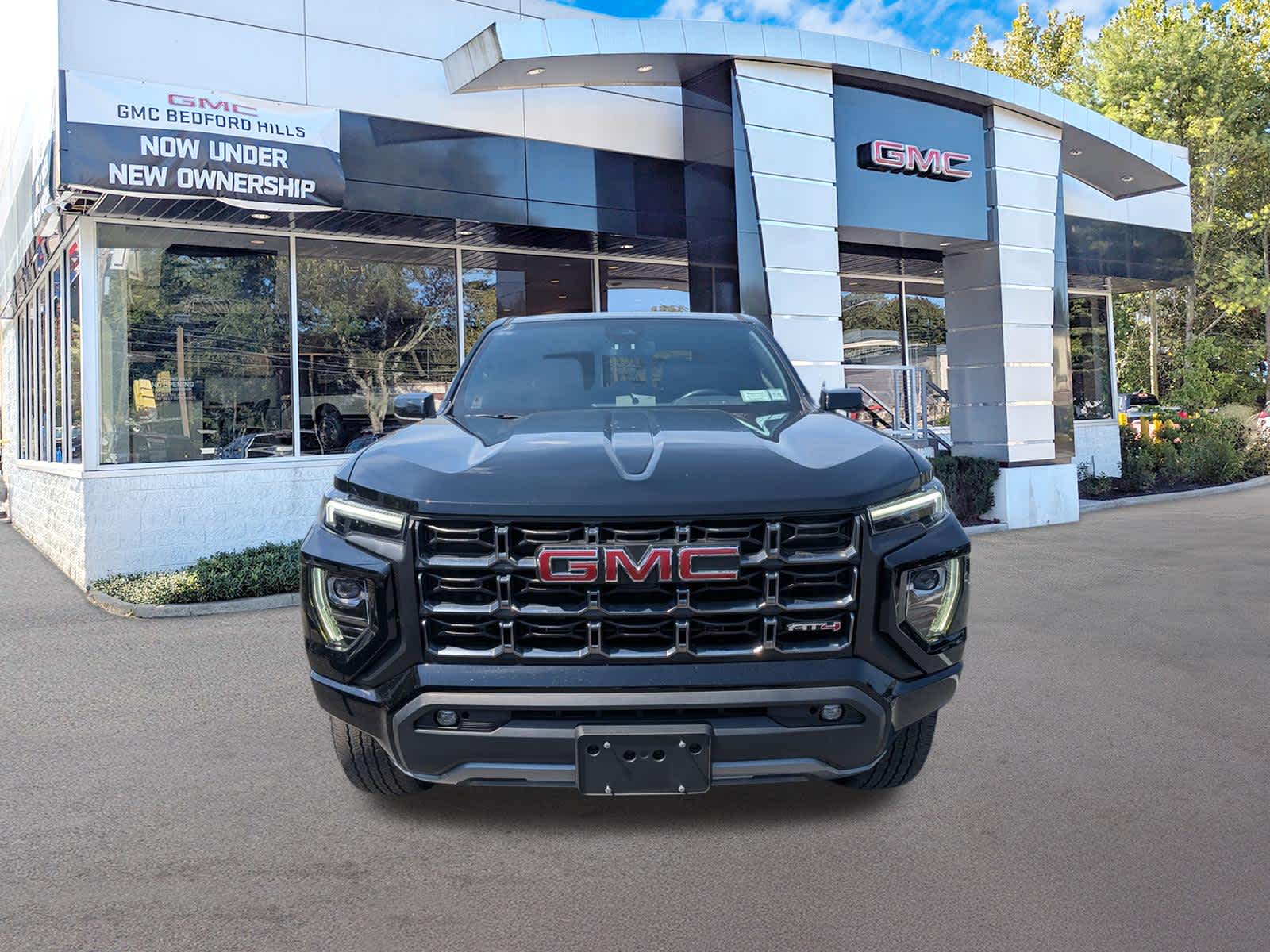 2023 GMC Canyon 4WD AT4