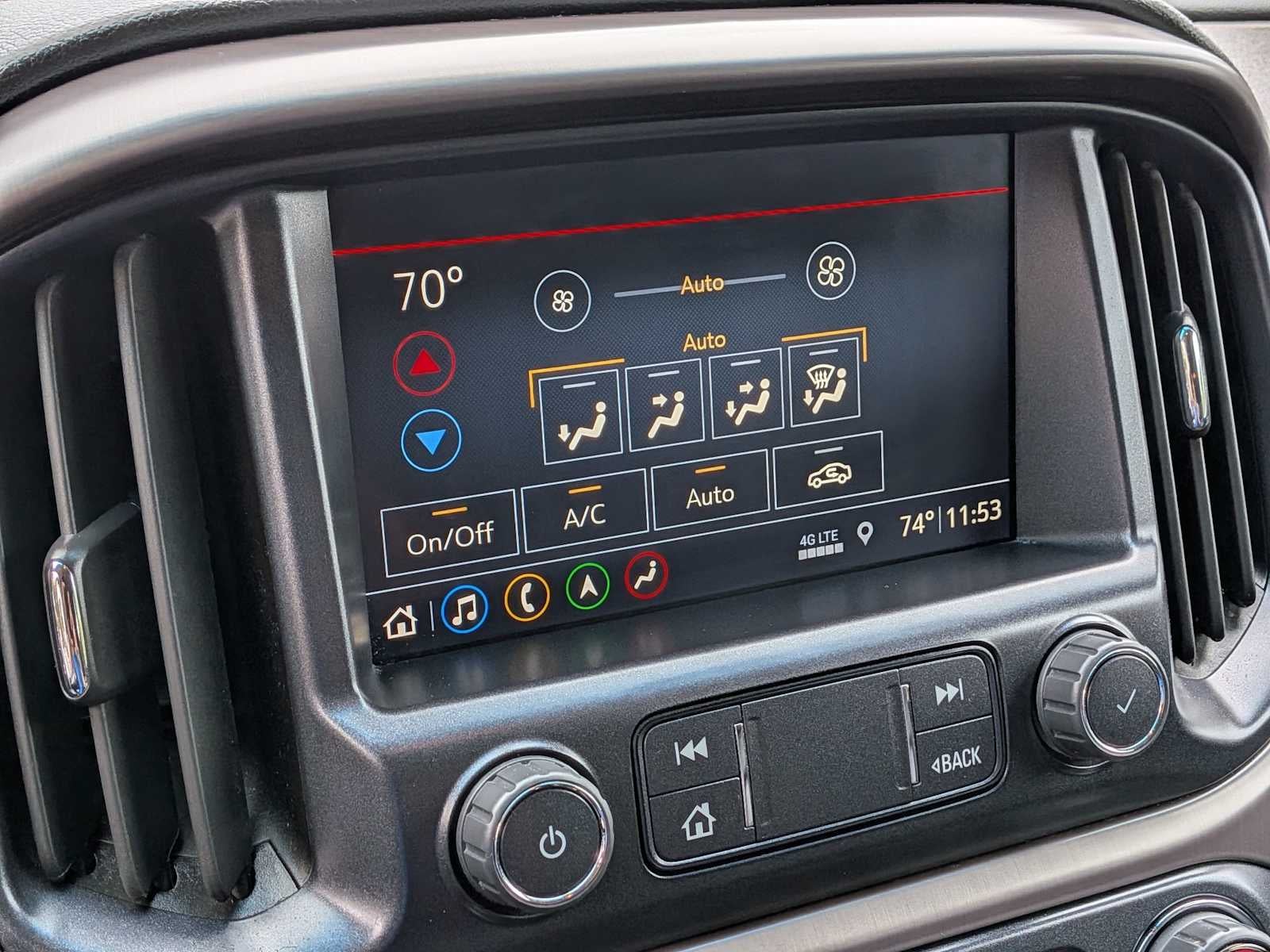 2022 GMC Canyon 4WD AT4 w/Leather
