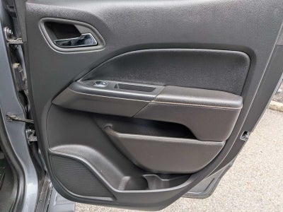 2022 GMC Canyon 4WD AT4 w/Leather