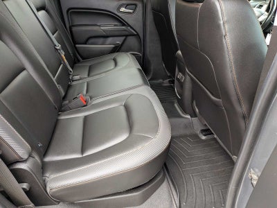2022 GMC Canyon 4WD AT4 w/Leather