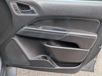 2022 GMC Canyon 4WD AT4 w/Leather