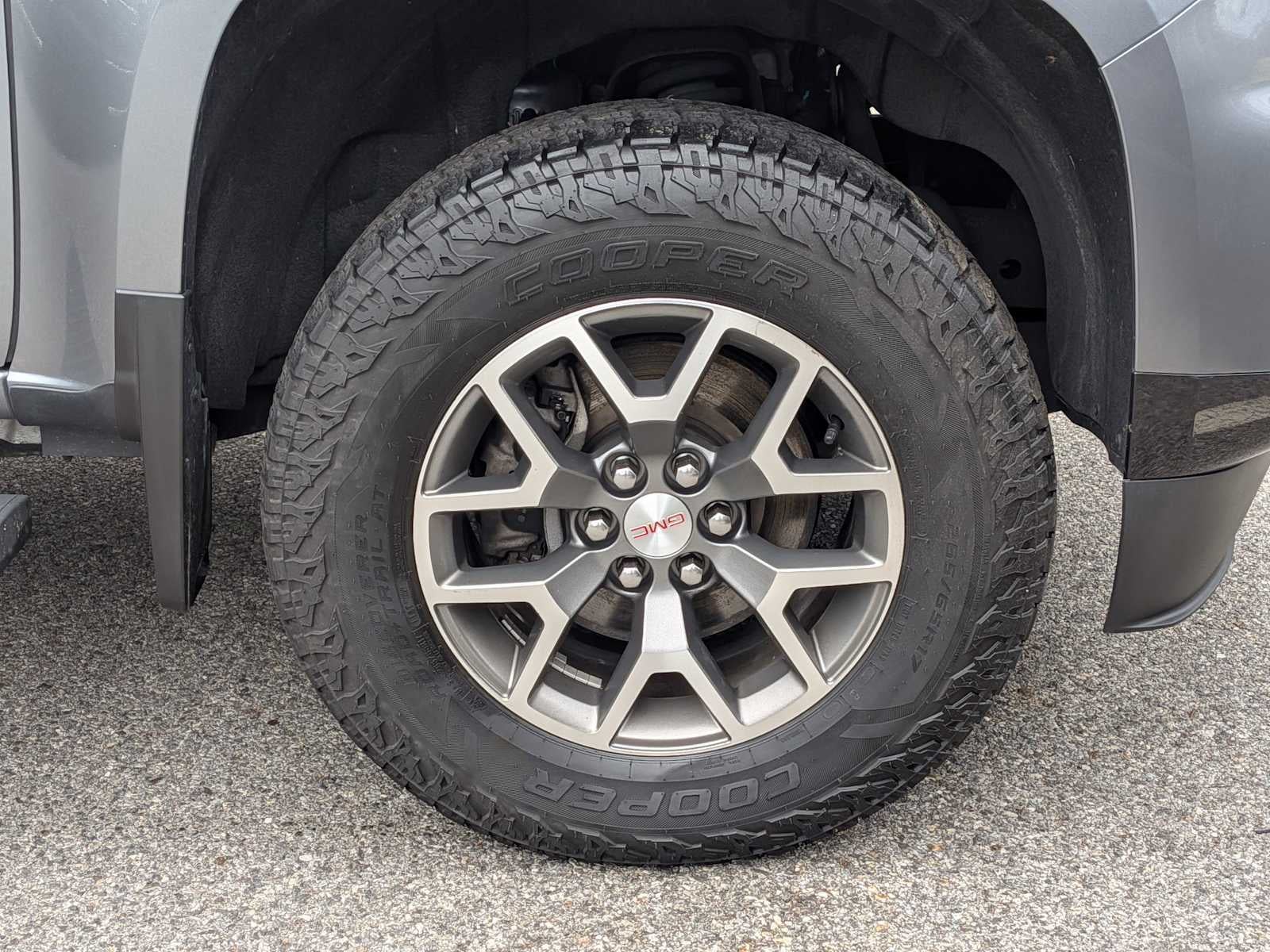2022 GMC Canyon 4WD AT4 w/Leather