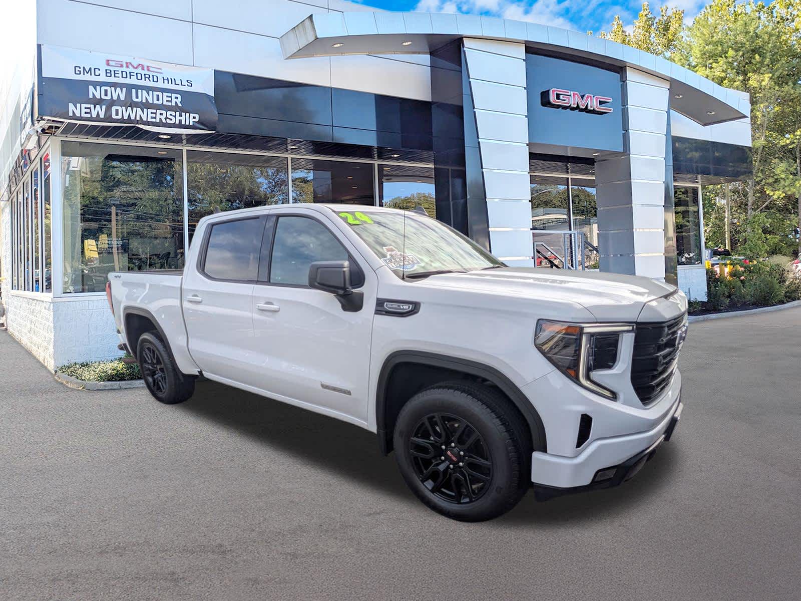 2024 GMC Sierra 1500 Elevation