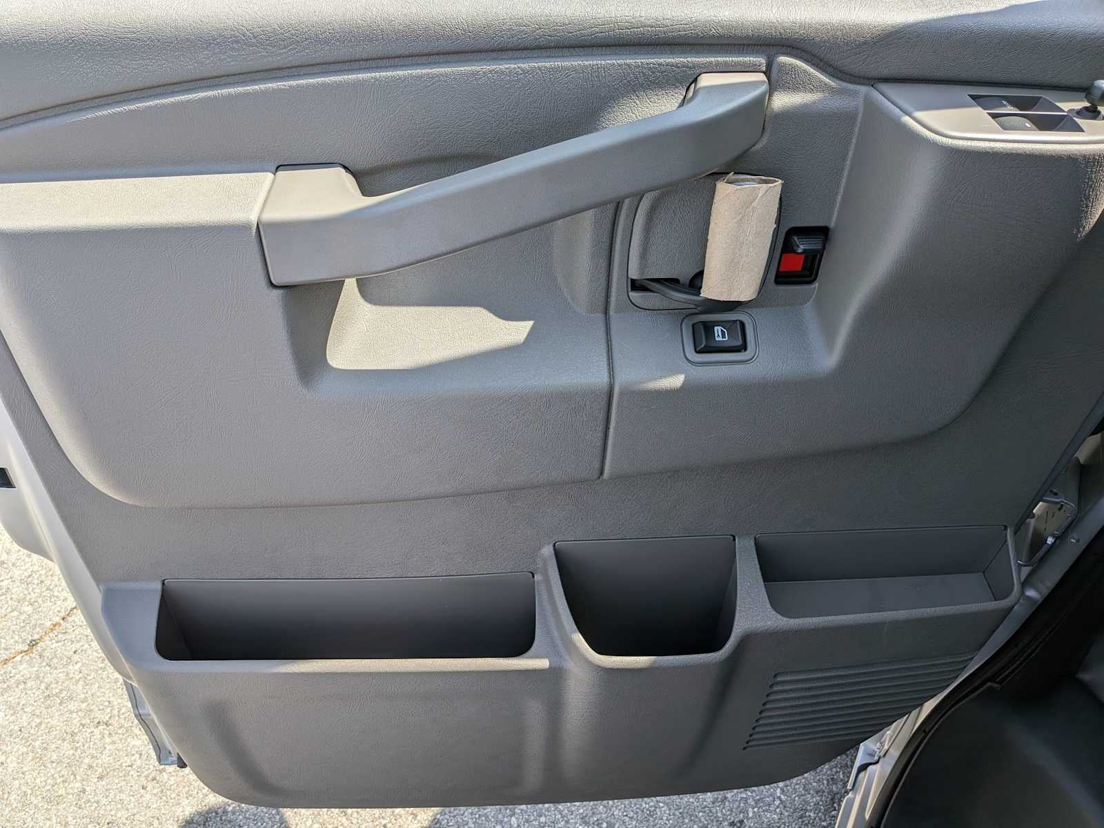 2026 GMC Savana Cargo Van RWD 2500 135"
