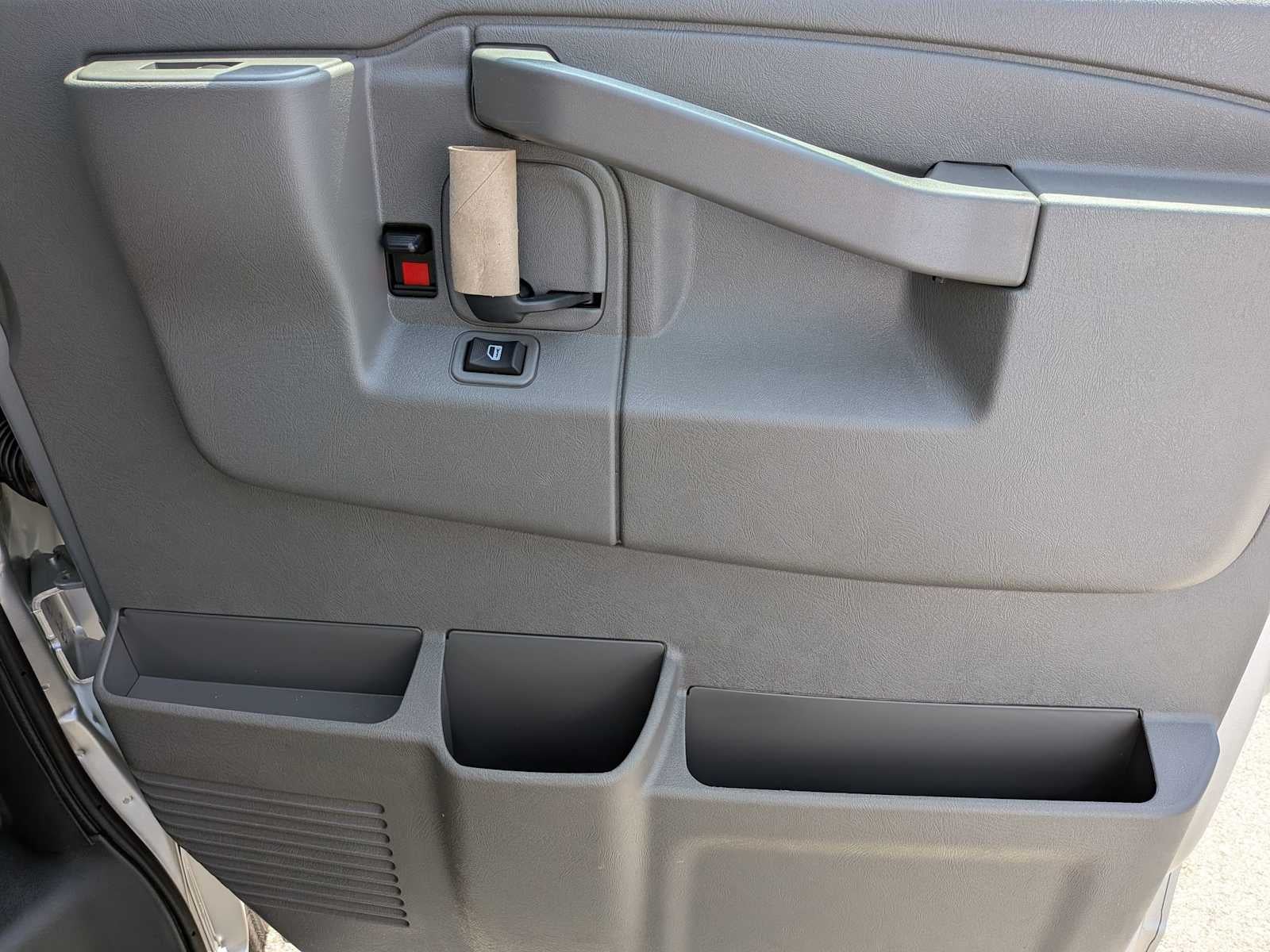 2026 GMC Savana Cargo Van RWD 2500 135"