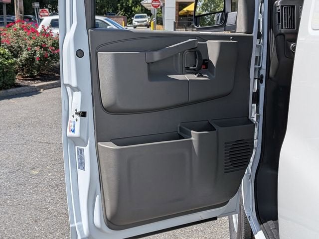 2025 GMC Savana Cargo Van RWD 2500 135"