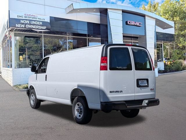 2025 GMC Savana Cargo Van RWD 2500 135"