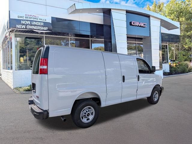 2025 GMC Savana Cargo Van RWD 2500 135"