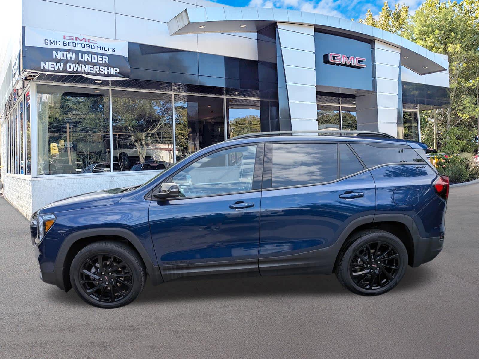 2023 GMC Terrain SLT