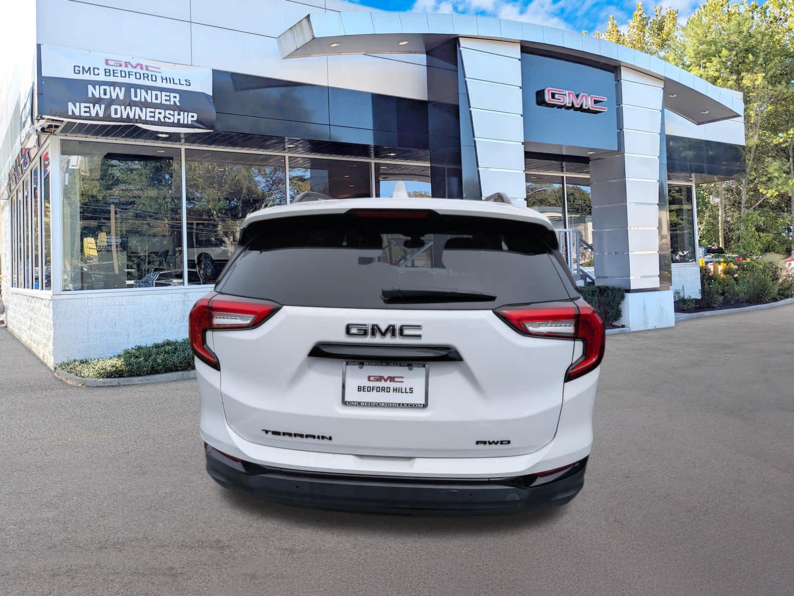 2024 GMC Terrain SLT