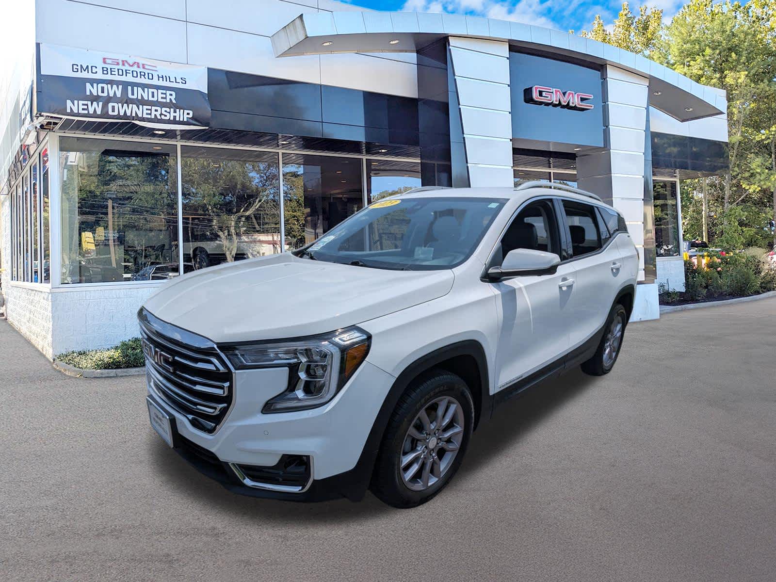 2023 GMC Terrain SLT