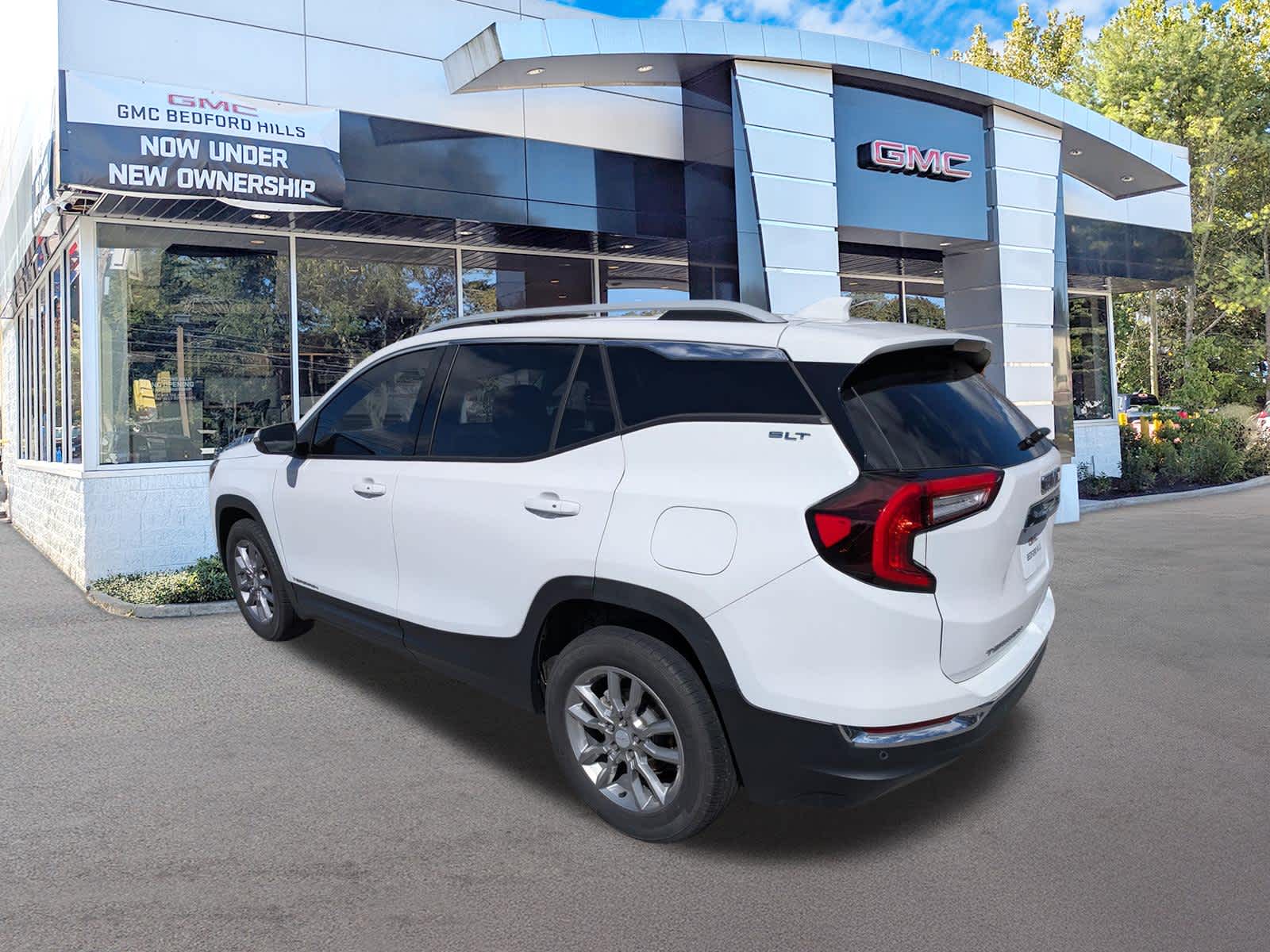 2022 GMC Terrain SLT