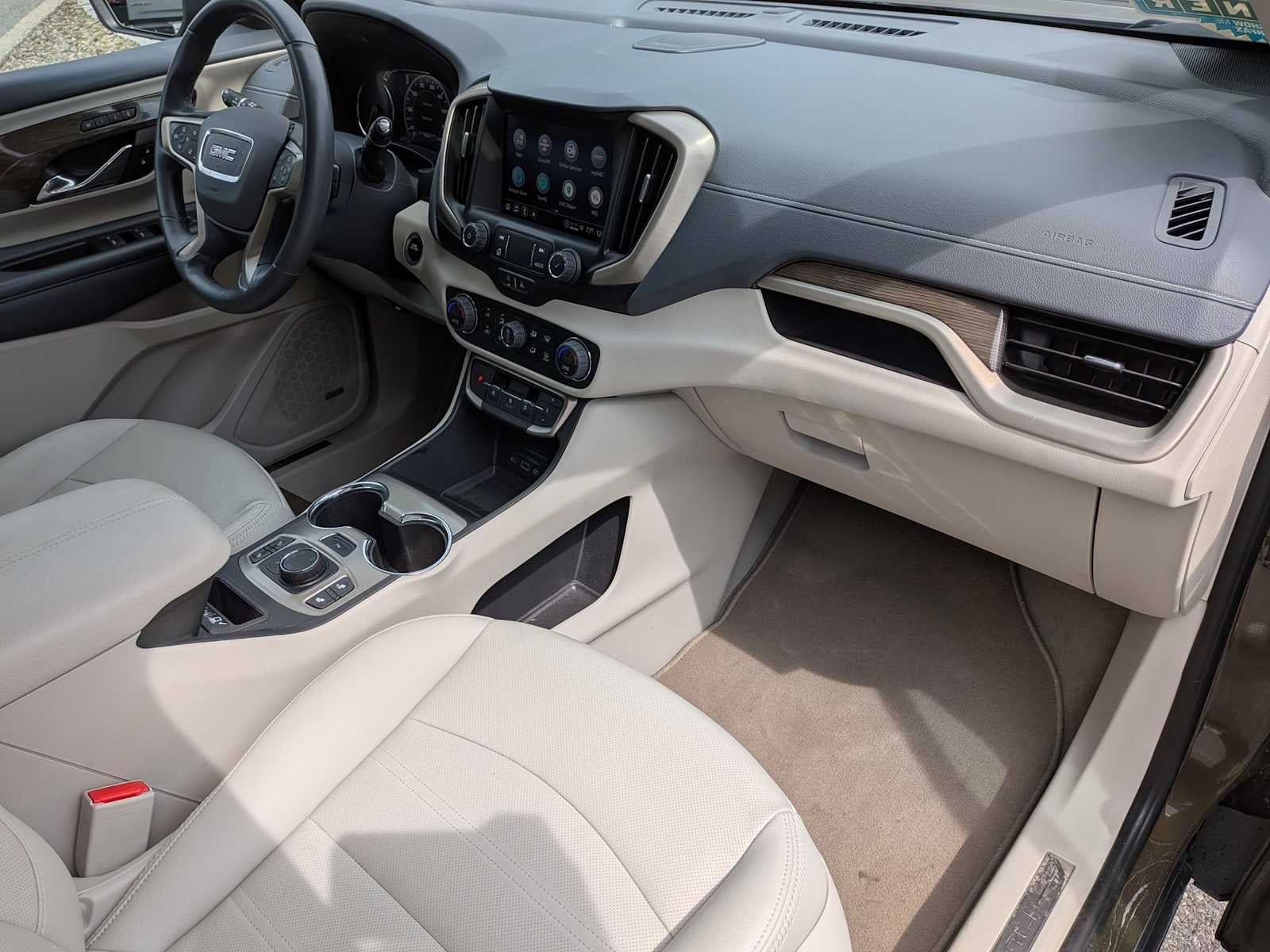 2023 GMC Terrain Denali