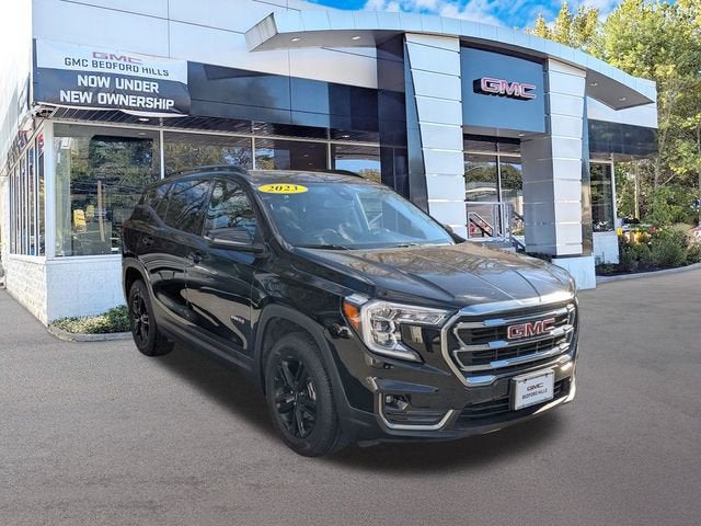 2023 GMC Terrain AT4