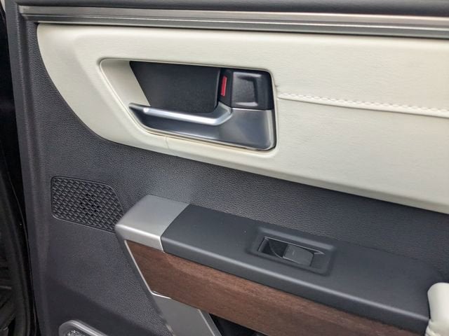 2023 Toyota Tundra Capstone Hybrid