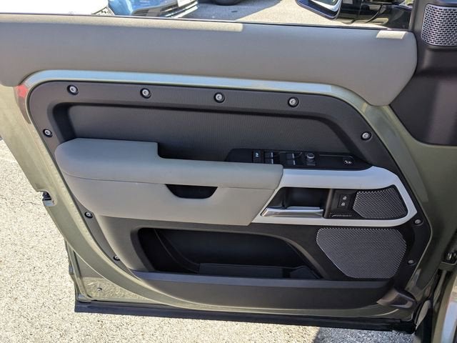 2021 Land Rover Defender S